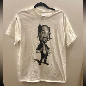 FINAL PRICE - Snoop Dogg graphic tee!.